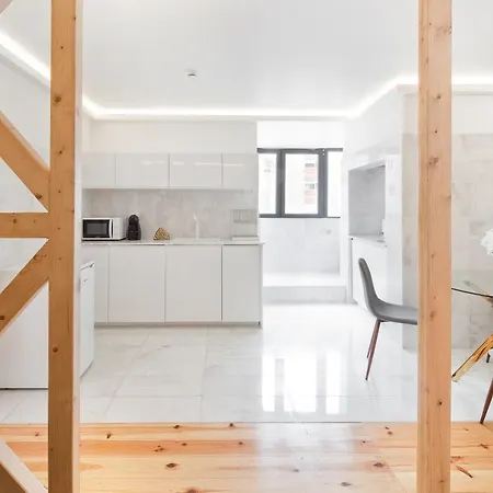 Cosy In Alcantara -